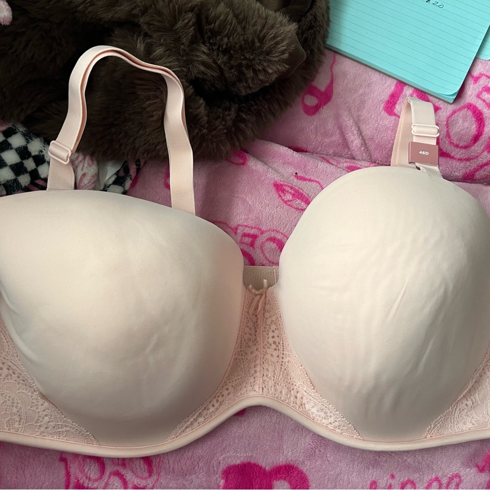Cacique Everyday Seamless Lace-Trim T-Shirt Bra - Light Blush